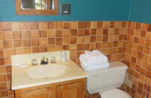 Pointe-aux-Trembles Hotel | Motel Le Paysan