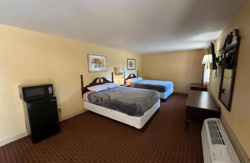 Marksville Hotel | Motel Masquerade