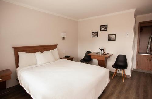 Laval Hotel | Motel Newstar Laval