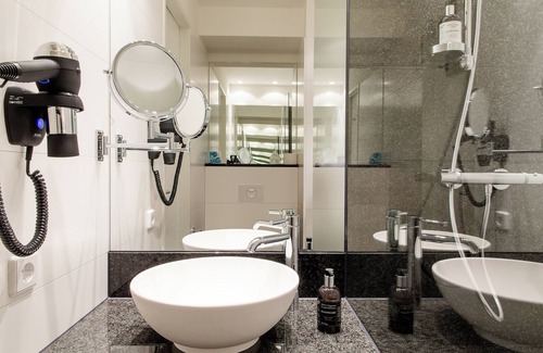 Rostock Hotel | Motel One Rostock
