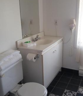 Montebello Hotel | Motel Shantik