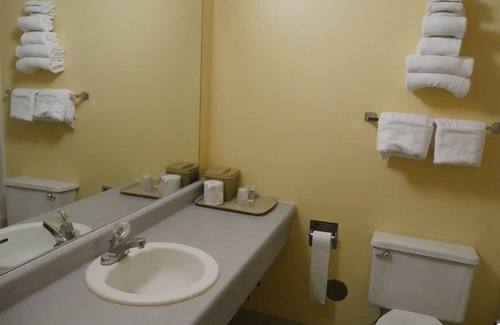 Winthrop Harbor Hotel | Motel Sun Inn