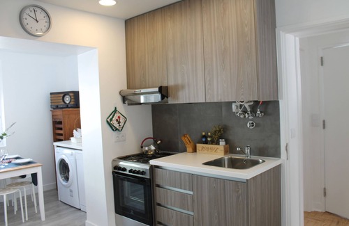 Beato Apartment | Mother God Guest House