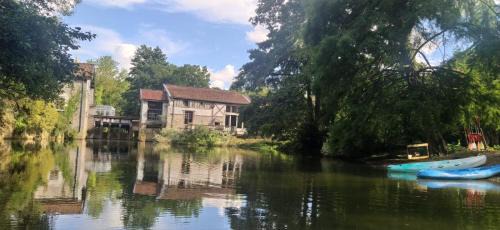 Aubreville House | Moulin de Courcelles