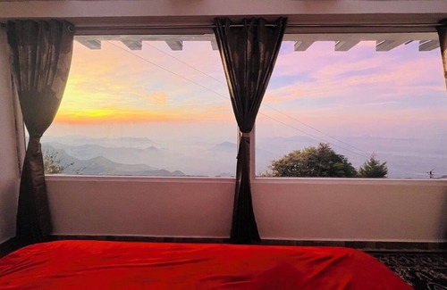Vattakanal Bed & Breakfast | Mount Olympus Lounge