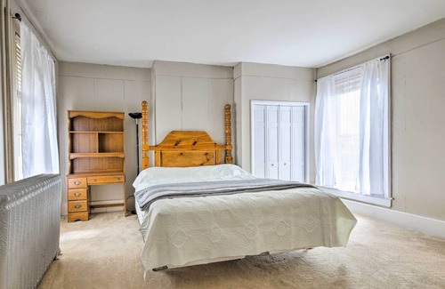 Mt Perry House | Mount Perry Home on Working Farm w/BBQ & Pond!