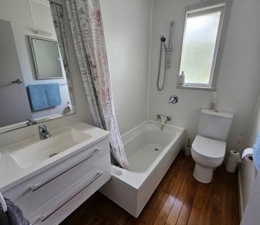 Mount Maunganui House | Mount view beach house