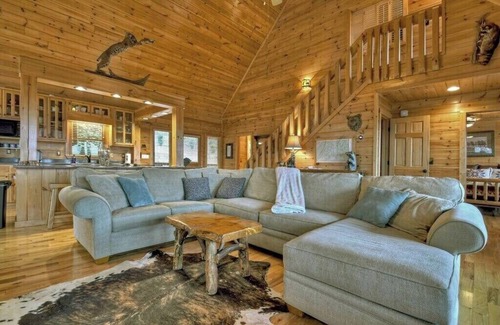 Mineral Bluff Cabin | Mount Watson Lodge | Free Night Offer!