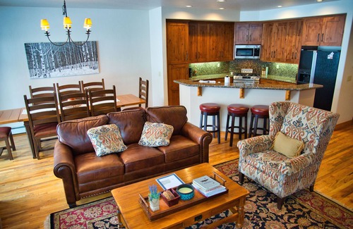 Steamboat Springs House | Mountain 4bed 5bath Townhome w Pool, Hot tub, Shuttle, just steps to base.