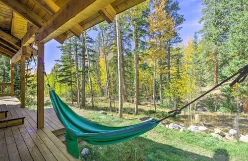 Alma House | Mountain Adventure Lodge