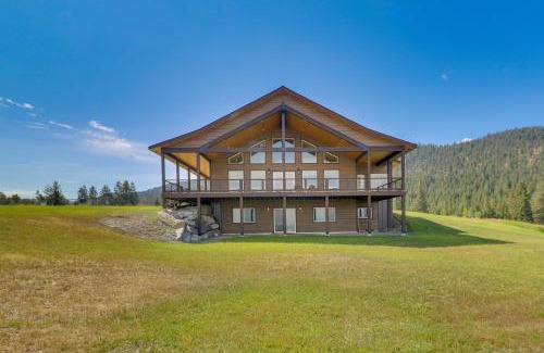 Rexford House | Mountain and Lake View Rexford Estate on 28 Acres!