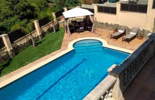 El Vendrell House | Mountain-Beach