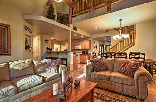 Pinetop Cabin | Mountain Cabin Retreat w/Game Room, Patio & Views