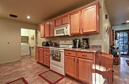 Pinetop Cabin | Mountain Cabin Retreat w/Game Room, Patio & Views