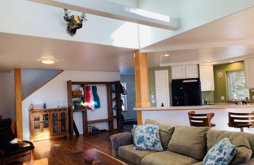 Clark House | Mountain Cabin with views, lakes, and high speed fiber optic internet