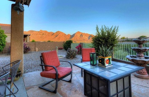 Oro Valley House | Mountain Calling 3BR by Casago
