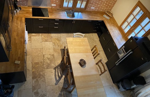 Saint-Dalmas Ski Chalet | Mountain chalet, close to ski slopes and sporting activities.