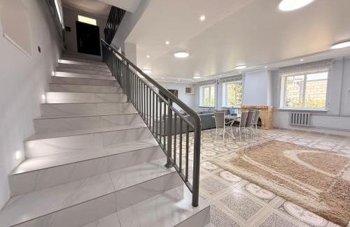 Medeu District Apartment | Mountain chalet