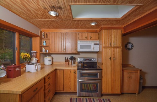 McHenry Cottage | Mountain Escape