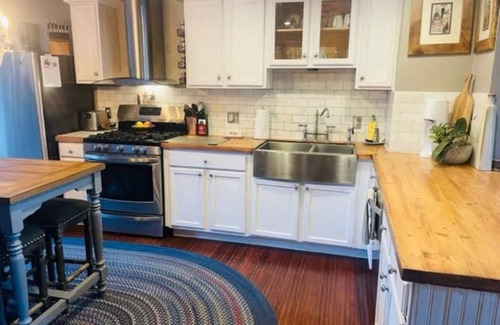 Park Meadows House | Mountain Getaway. Beautiful 3 bedroom, 2.5 bathrooms in Park City, UT.