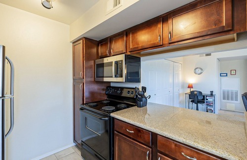 South Scottsdale Condo | Mountain & Golf Course VIEWS Villa - Ground Floor & Remodeled. Top Rated Views!