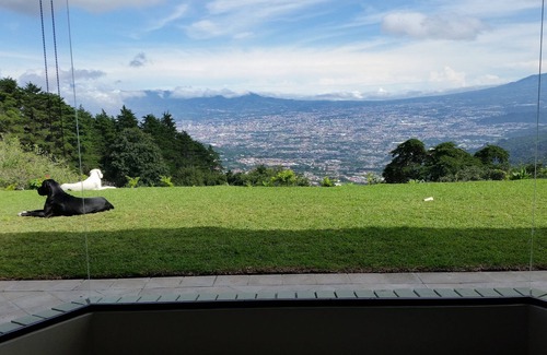 Aserri House | Mountain Home Overlooking The San Jose' Valley