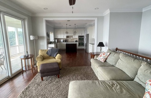 Piper Gap House | Mountain House located on Blue Ridge Parkway