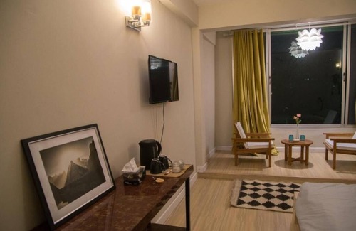 Karimabad Cabin | Mountain Inn Hunza