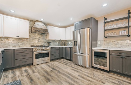 Oakland House | Mountain Laurel: New, Lake Access w. Dock Slip, Hot Tub, Dogs OK