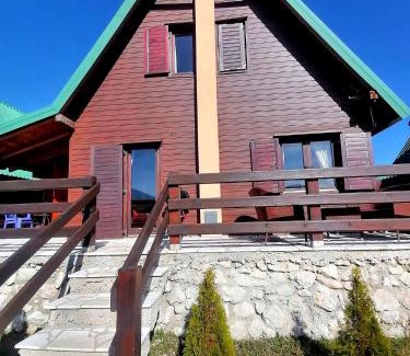 Tepacko Polje Ski Chalet | Mountain Lodge with View near Durmitor National Park