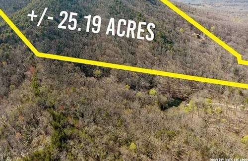 Cleveland Cabin | Mountain Log Cabin W/hot tub - 10 min From Helen, GA - Pet Friendly