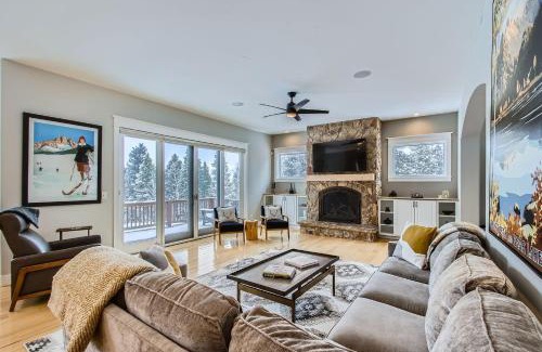 Black Hawk House | Mountain Majesty home