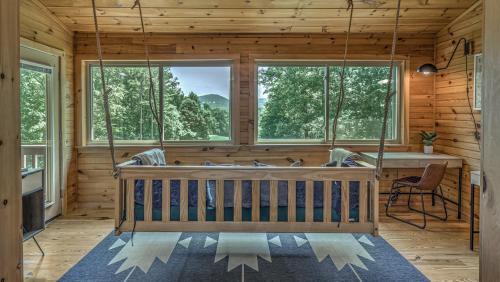 Morganton House | Mountain Meadow Lodge