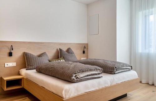 Valdaora di Mezzo Apartment | Mountain Meadows Apt 3