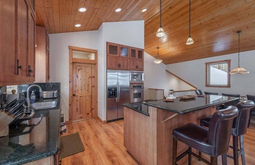 Tahoe City House | Mountain Paradise in Tahoe City