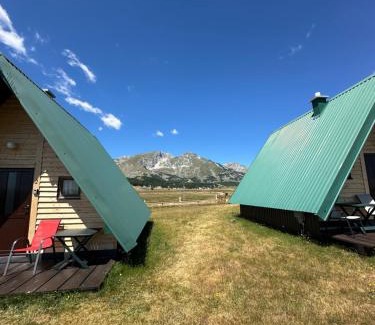 Zabljak Ski Chalet | Mountain peaceful cottages