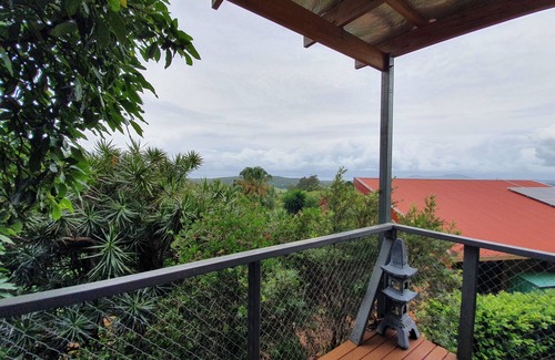 Yarrahapinni Apartment | Mountain Retreat with The View