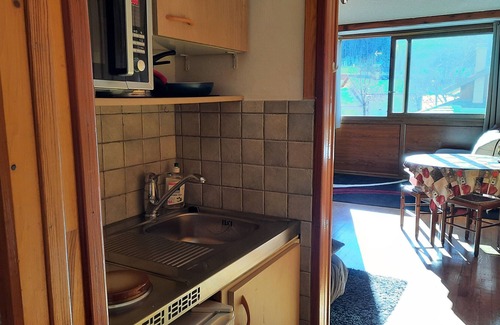 Saint-Leger-les-Melezes Apartment | Mountain studio in the Champsaur valley.