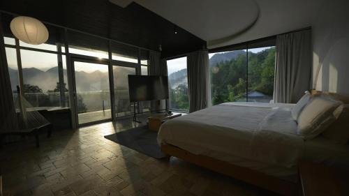 Dujiangyan House | Mountain Scenery Villa