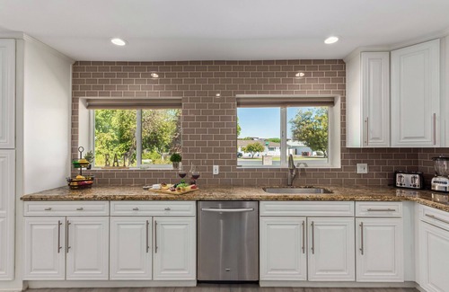 South Scottsdale Cottage | Mountain Serenity-pool & Putting Green-in Old Town
