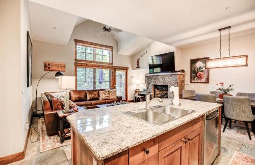 Breckenridge House | Mountain Thunder Snow Day Townhome - Ski In - Walk To Gondola - High-End Resort
