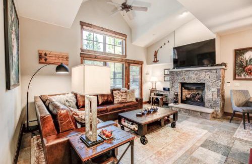 Breckenridge House | Mountain Thunder Snow Day Townhome - Ski In - Walk To Gondola - High-End Resort