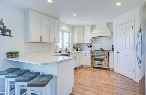 Center Conway House | Mountain Valley Home - Firepit +Views