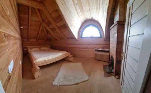 Brosteni House | Mountain View Chalet