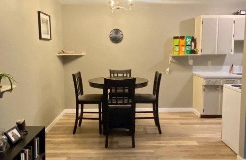 East Kootenay Condo | Mountain View Condo | Sauna | Pet Friendly