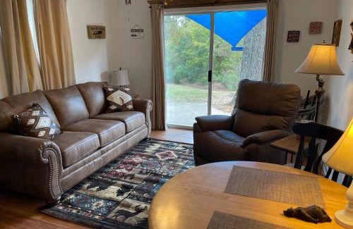 Mountain View Hotel | Mountain View Guest Motel