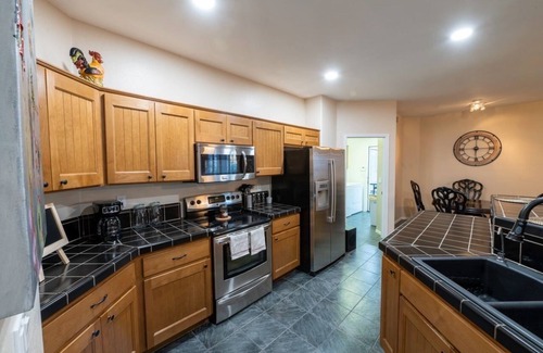Pinnacle Hill House | Mountain View Hide Away with Heated Pool