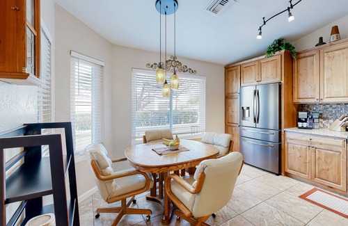 Fountain Hills House | Mountain-view home with pool, furnished patio, washer/dryer & central AC