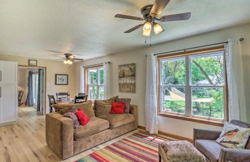 Mountain View House | Mountain View Home Steps to Amphitheater Park