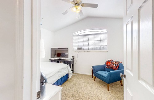 North Ogden House | Mountain-View Home with Private Hot Tub, Jetted Tub & Wet Bar - Near Skiing